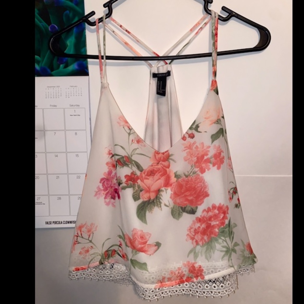 Forever 21 flower top | Medium | pink/ white